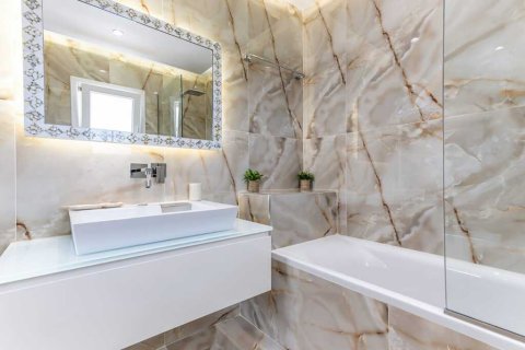 3 bedrooms Villa in Corfu, Greece No. 107696 21