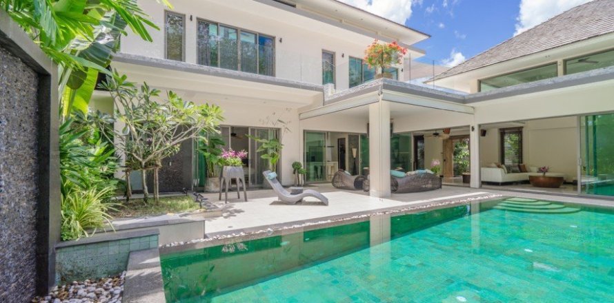 3 dormitorios Villa en  Phuket, Thailand No. 97258