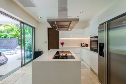 3 dormitorios Villa en Phuket, Thailand No. 97258 10