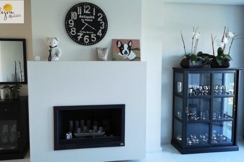 4 bedrooms Villa in Long Dinh, Vietnam No. 84871 10