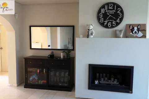 4 bedrooms Villa in Long Dinh, Vietnam No. 84871 15