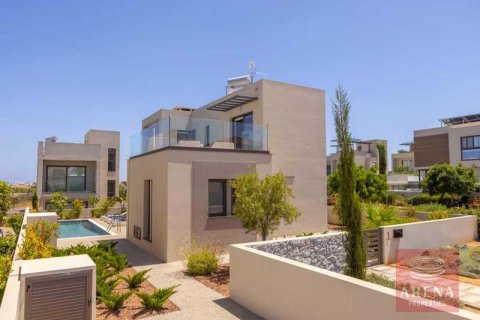 3 bedrooms Villa in Paralimni, Cyprus No. 78599 8