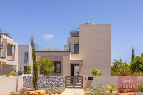 3 bedrooms Villa in Paralimni, Cyprus No. 78599 7