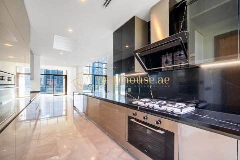 4 bedrooms Duplex in Hai Ba Trung, Vietnam No. 93093 6