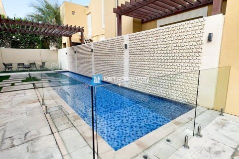 4 bedrooms Villa in Bavaria Town, Vietnam No. 95559 2