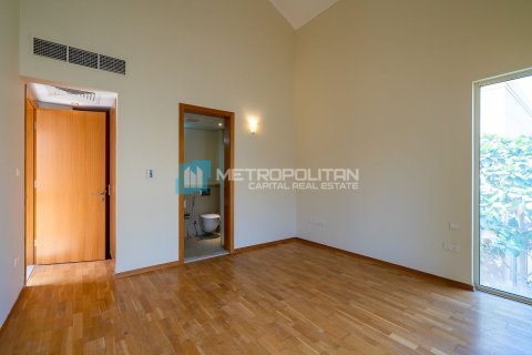 4 bedrooms Villa in Bavaria Town, Vietnam No. 95559 16