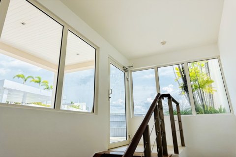 4 bedrooms Penthouse in Layan Beach, Thailand No. 97284 27