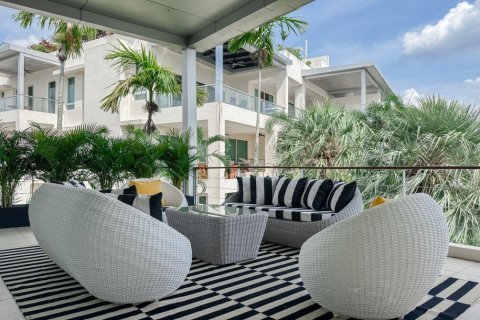 4 bedrooms Penthouse in Layan Beach, Thailand No. 97284 29