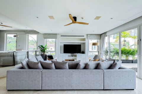4 bedrooms Penthouse in Layan Beach, Thailand No. 97284 4