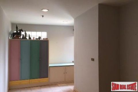 2 bedrooms Apartment in Bangkok, Thailand No. 95820 3