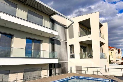 Вилла с 7 спальнями в Мутайяка, Кипр №83548 3