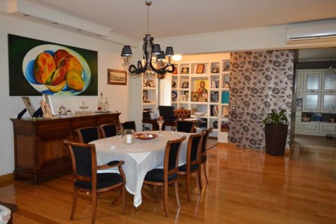 5 bedrooms Villa in Loutraki, Greece No. 49908 1