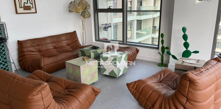 4 bedrooms Apartment in Cu Khoi, Vietnam No. 94004