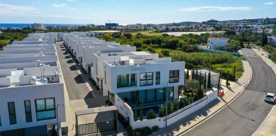 Вилла с 3 спальнями в Пернера, Кипр №101520