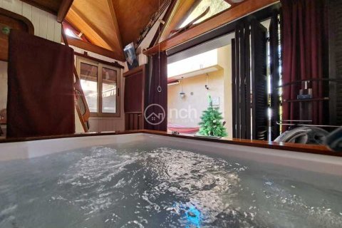 4 bedrooms Villa in Limassol, Cyprus No. 70993 7