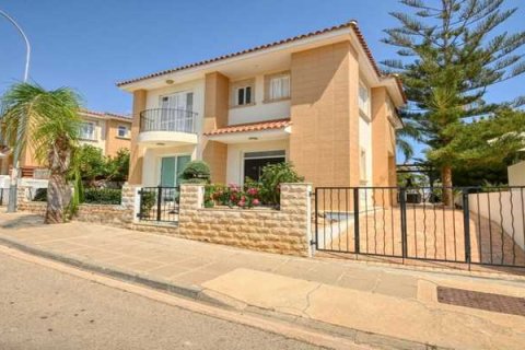 5 chambres House à Paralimni, Cyprus No. 100724 7