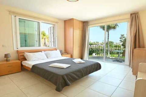 5 chambres House à Paralimni, Cyprus No. 100724 2