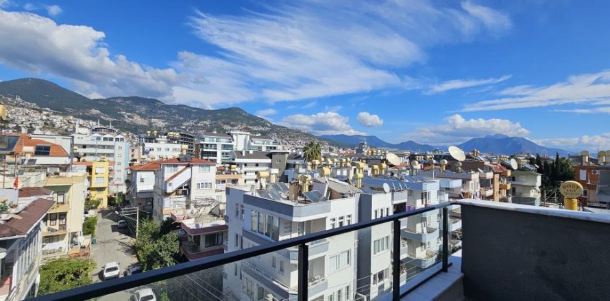 3 rooms Apartment in Alanya, Turkey No. 21569