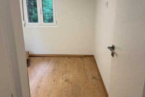 2 rooms Apartment in Glyfada, Greece No. 108429 9