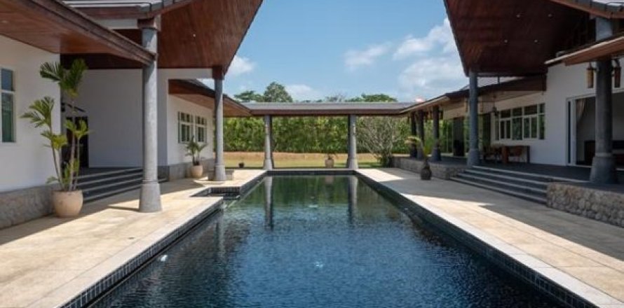 6 bedrooms Villa in Pa Klok, Thailand No. 95705