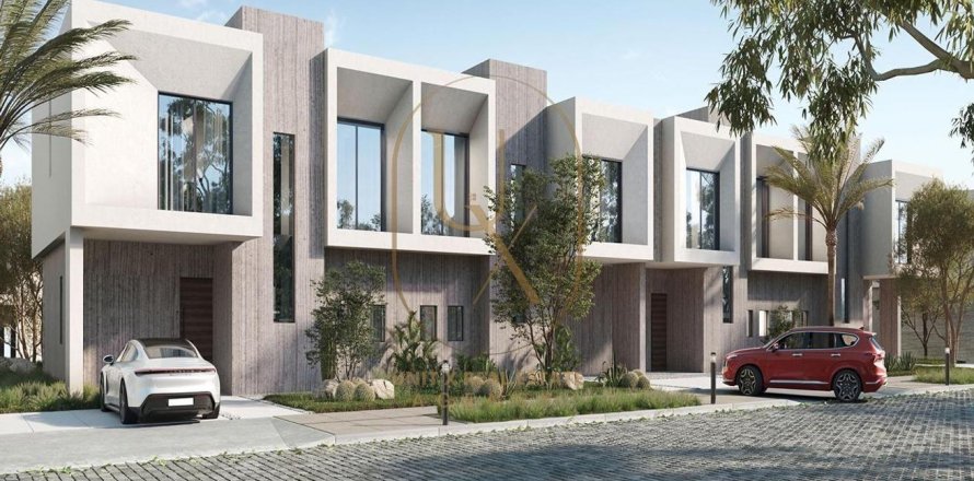 3 dormitorios Townhouse en 3rd Area, Vietnam No. 38204