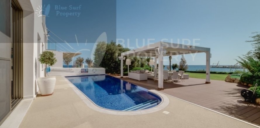 5 chambres Villa à Famagusta, Cyprus No. 36533