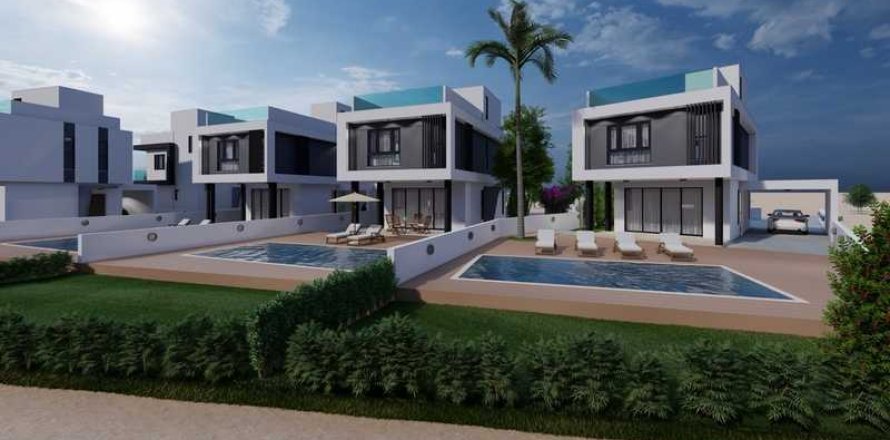 4 bedrooms Villa in Paralimni, Cyprus No. 101171