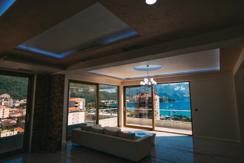 2 bedrooms Apartment in Budva, Montenegro No. 66887 14