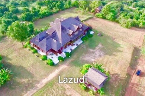 6 bedrooms House in Chiang Mai, Thailand No. 98051 3