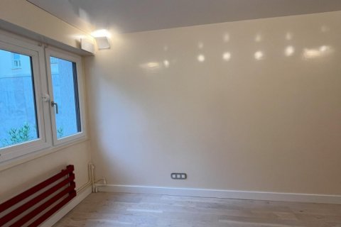 26m² Apartment in Paris, France No. 104714 9