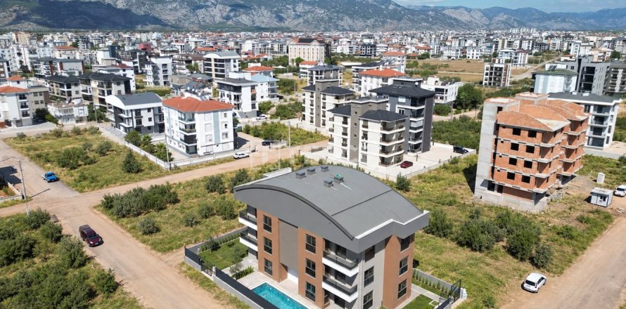 12 chambres Villa à Dosemealti, Turkey No. 129054