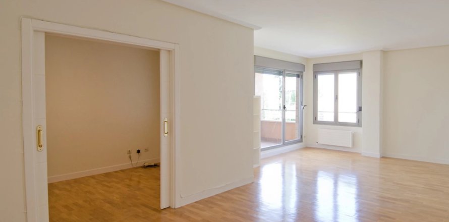 3 bedrooms Apartment in Thanh Son, Vietnam No. 26956