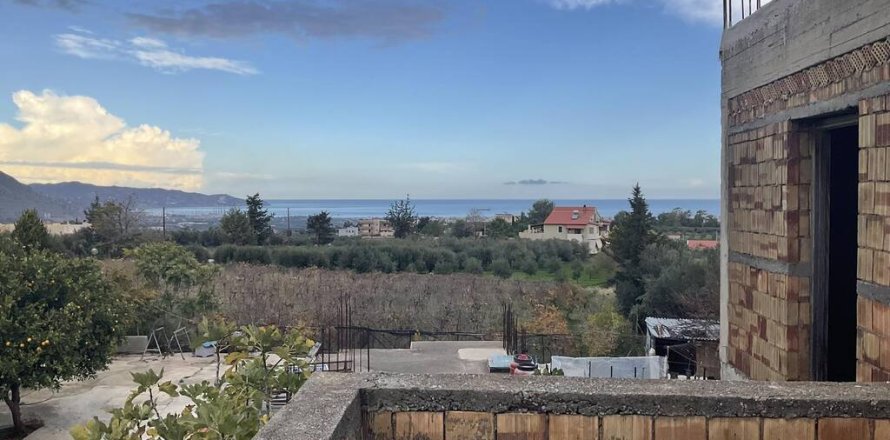 4 bedrooms Building in Gazi, Greece No. 108733