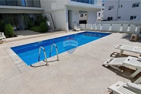 3 bedrooms Apartment in Limassol, Cyprus No. 103728 6