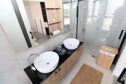 2 bedrooms Villa in Quang Ngai, Vietnam No. 90952 21