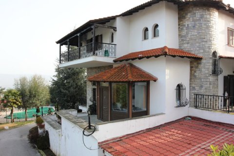 6 bedrooms Villa in Lagkadas, Greece No. 59888 2