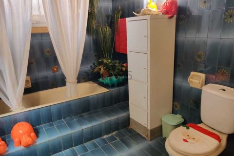 4 bedrooms Villa in Strovolos, Cyprus No. 80637 14