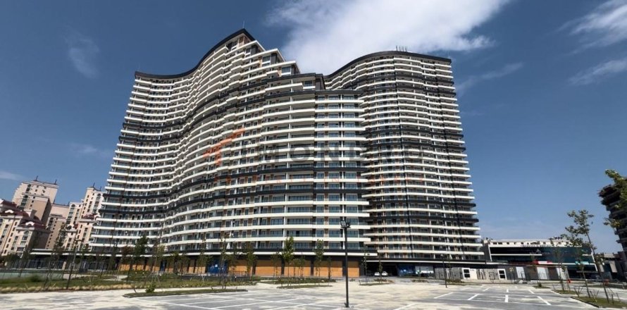 2 bedrooms Apartment in Bueyuekcekmece, Turkey No. 17999