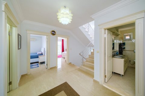 4 dormitorios Villa en Lien Chieu, Vietnam No. 15380 10