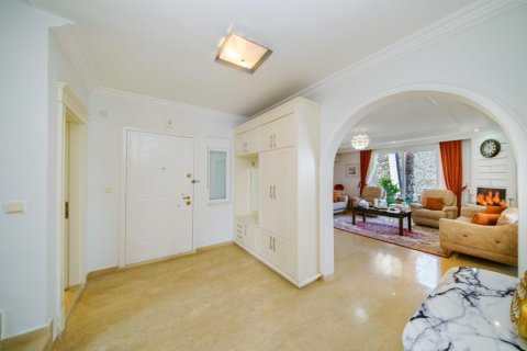 4 dormitorios Villa en Lien Chieu, Vietnam No. 15380 5