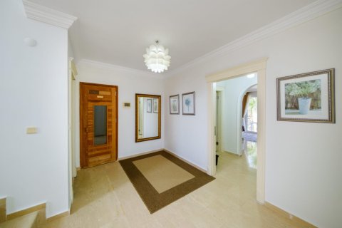 4 dormitorios Villa en Lien Chieu, Vietnam No. 15380 12