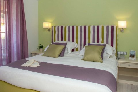 Отель, гостиница с 41 комнатой в Тасос, Греция №109227 10