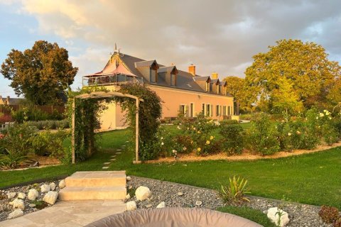 4 bedrooms Villa in Vaas, France No. 69422 9