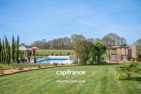 4 bedrooms Villa in Vaas, France No. 69422 4