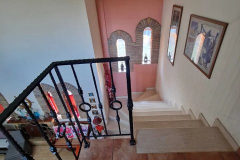 4 bedrooms House in Amaliada, Greece No. 117882 13