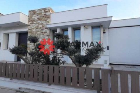 4 chambres House à Aradippou, Cyprus No. 82736 7