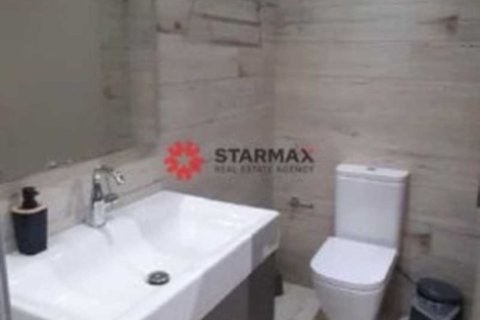 4 chambres House à Aradippou, Cyprus No. 82736 9