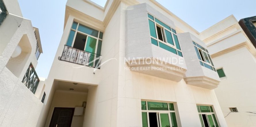 9 chambres Villa à Abu Dhabi, UAE No. 92841