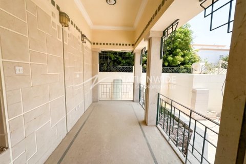 9 bedrooms Villa in Binh Duong, Vietnam No. 92841 7