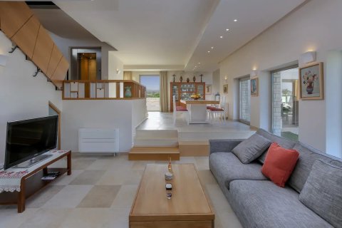 7 bedrooms Villa in Heraklion, Greece No. 24473 13